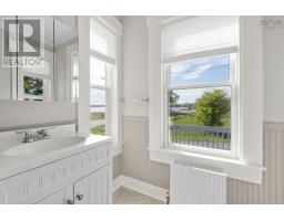 3pc Ensuite bath - 4648 332 Highway, East Lahave, NS B4V0V7 Photo 12