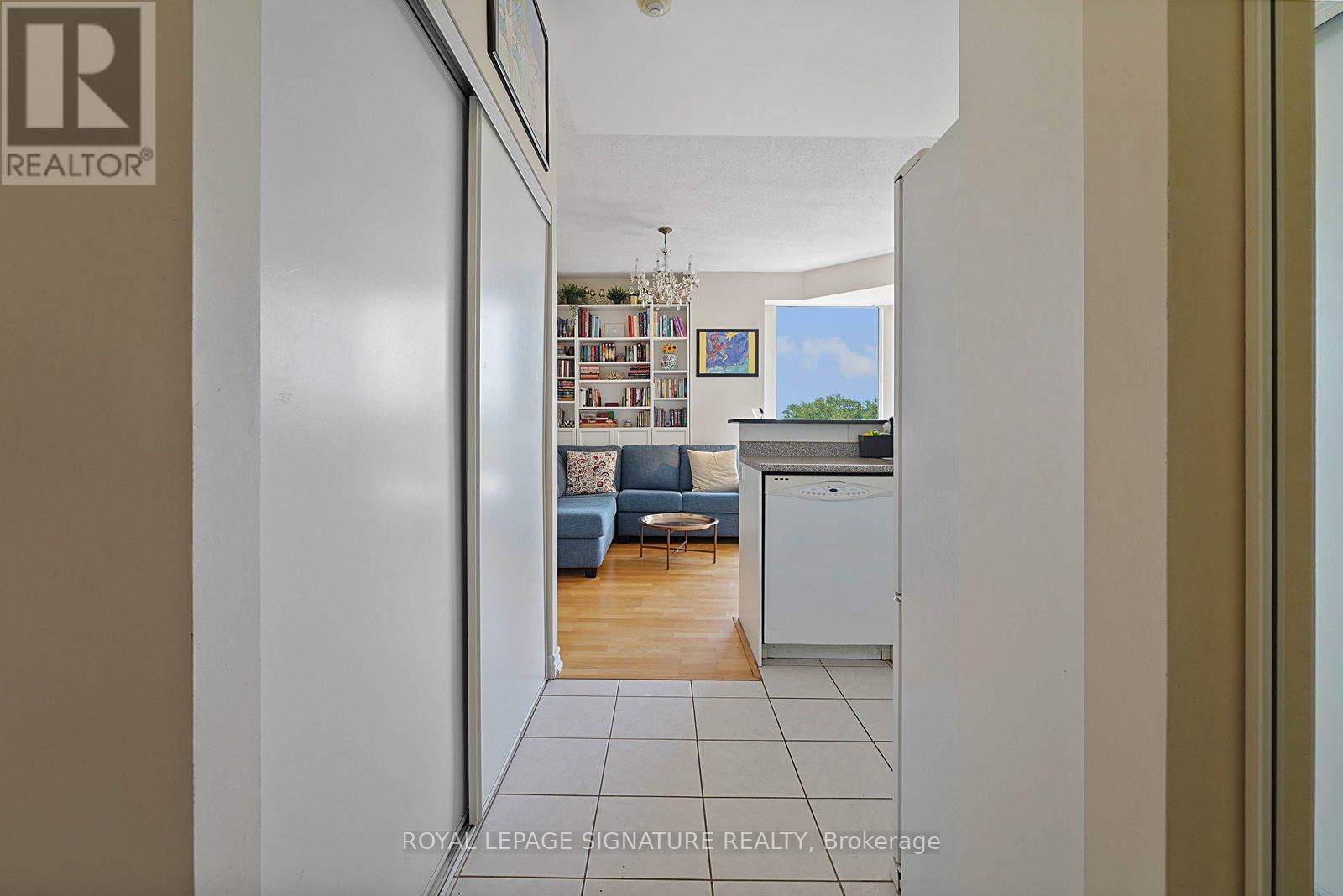 #514 4200 BATHURST STREET - 2
