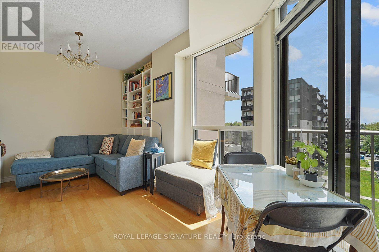 #514 4200 BATHURST STREET - 8