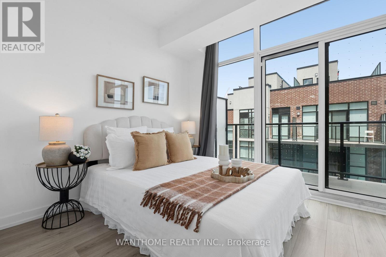 #15 861 SHEPPARD AVENUE W - 30