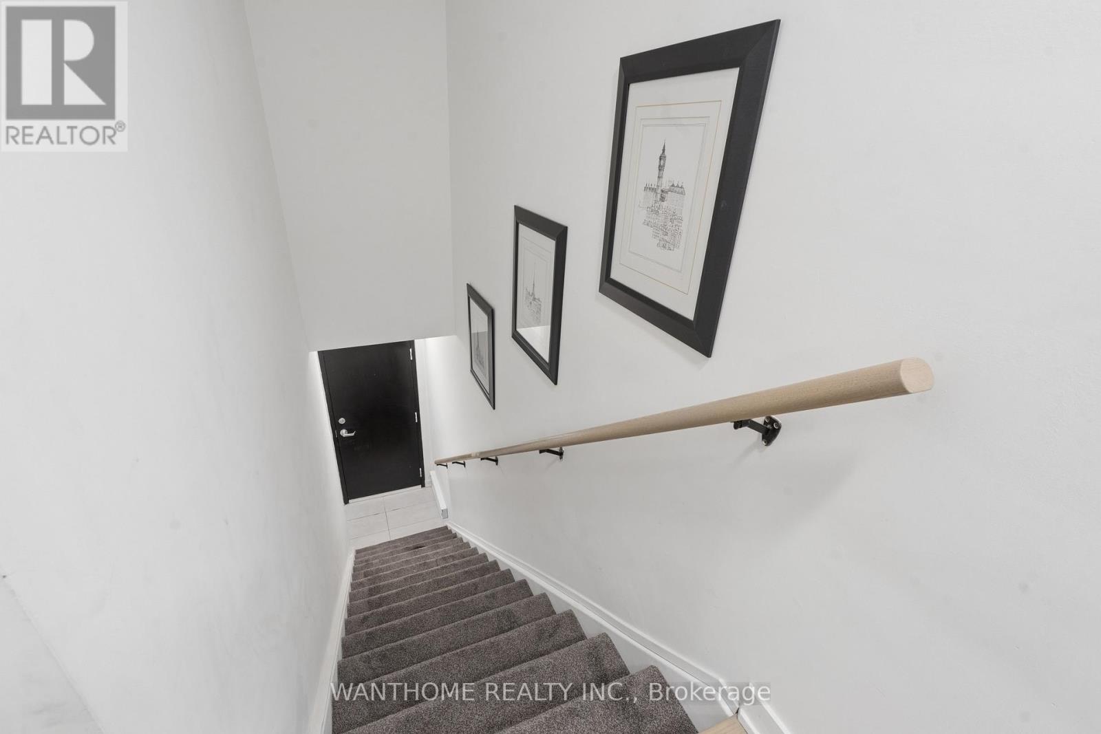 #15 861 SHEPPARD AVENUE W - 5