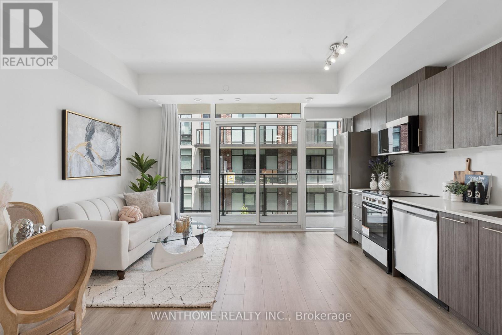 #15 861 SHEPPARD AVENUE W - 7