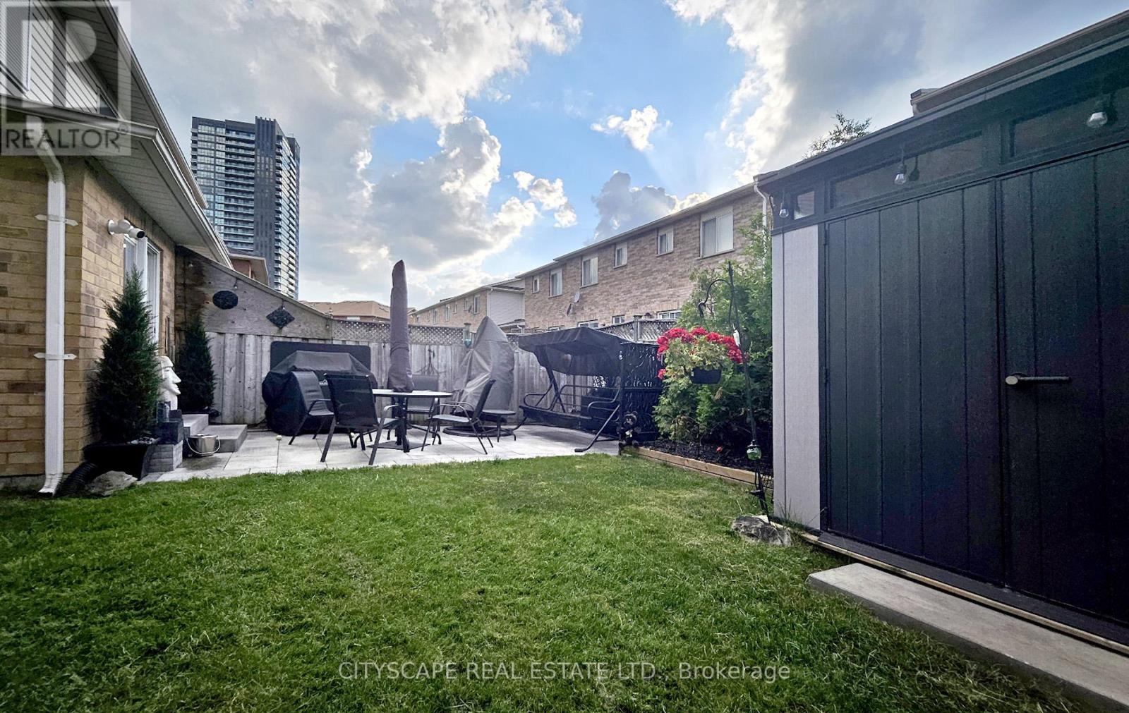 22 WINDOM ROAD - 18