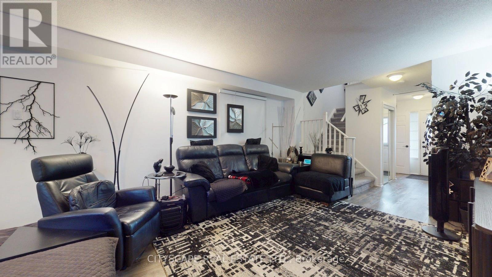 22 WINDOM ROAD - 22