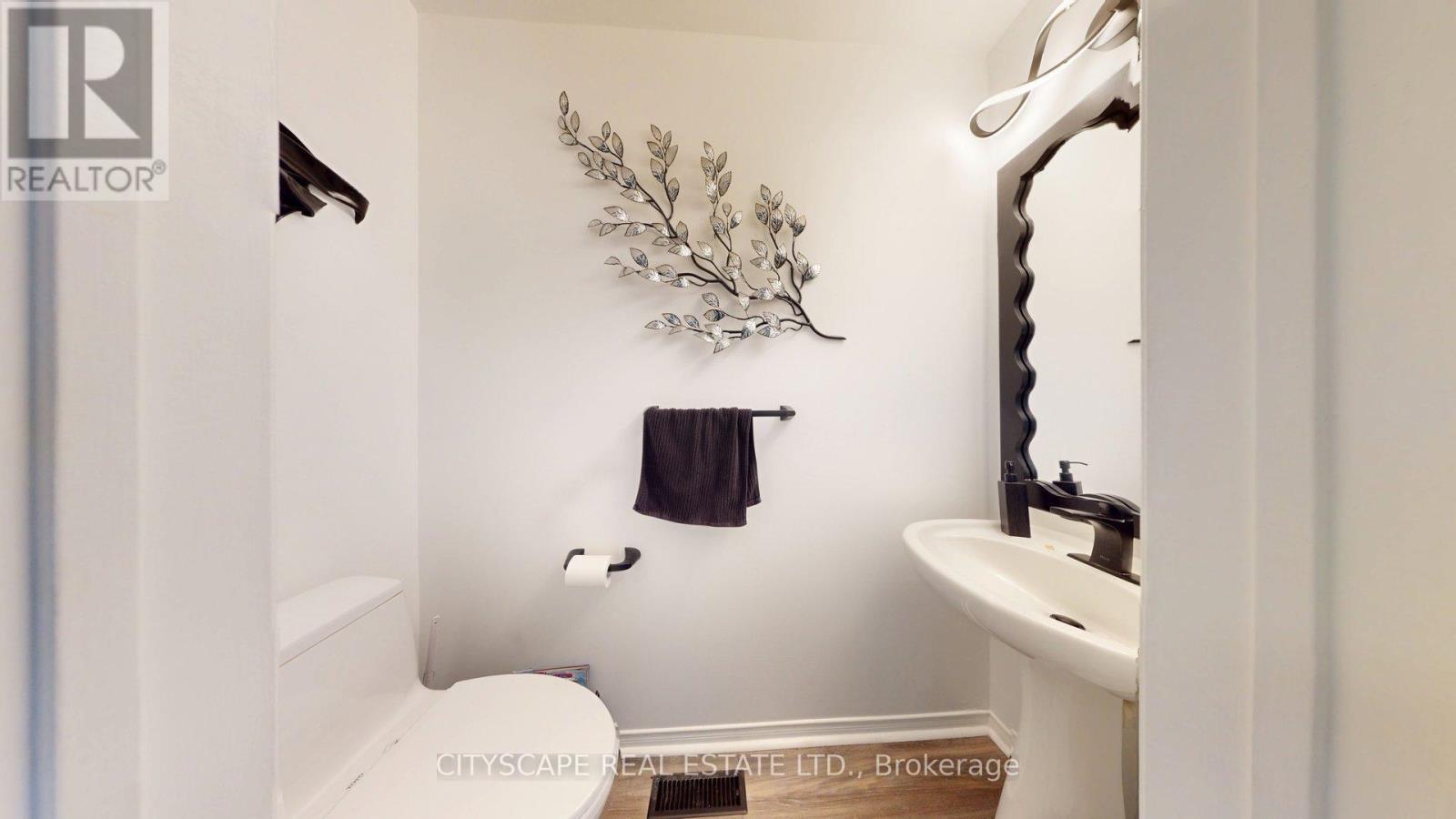 22 WINDOM ROAD - 27