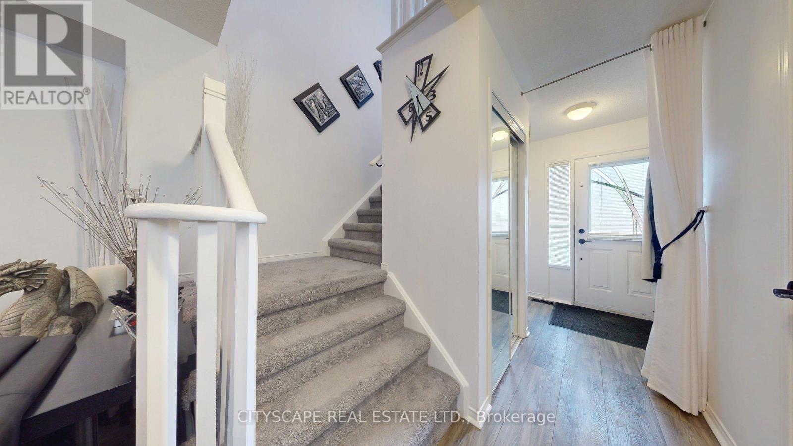 22 WINDOM ROAD - 29