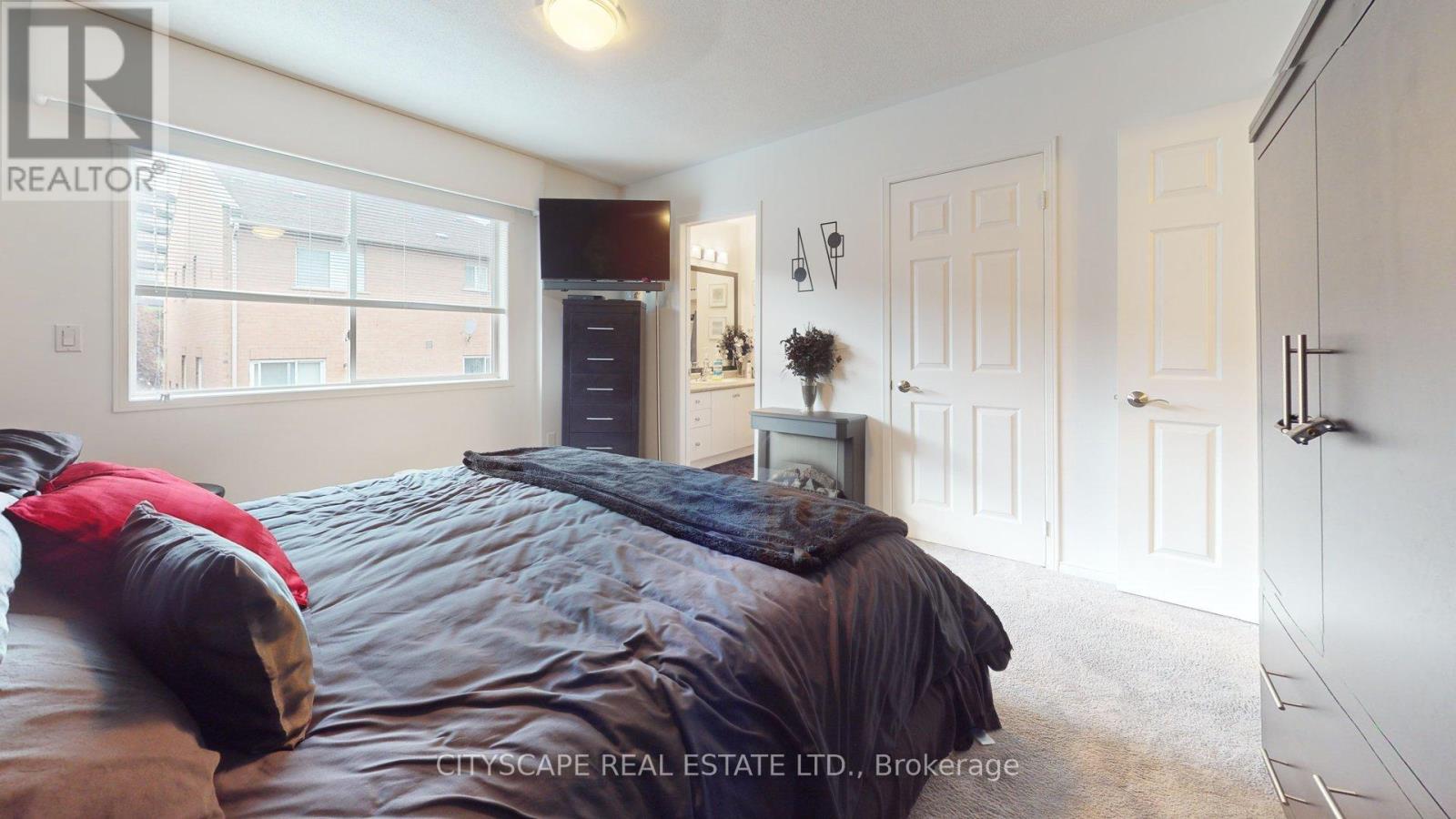 22 WINDOM ROAD - Image 32