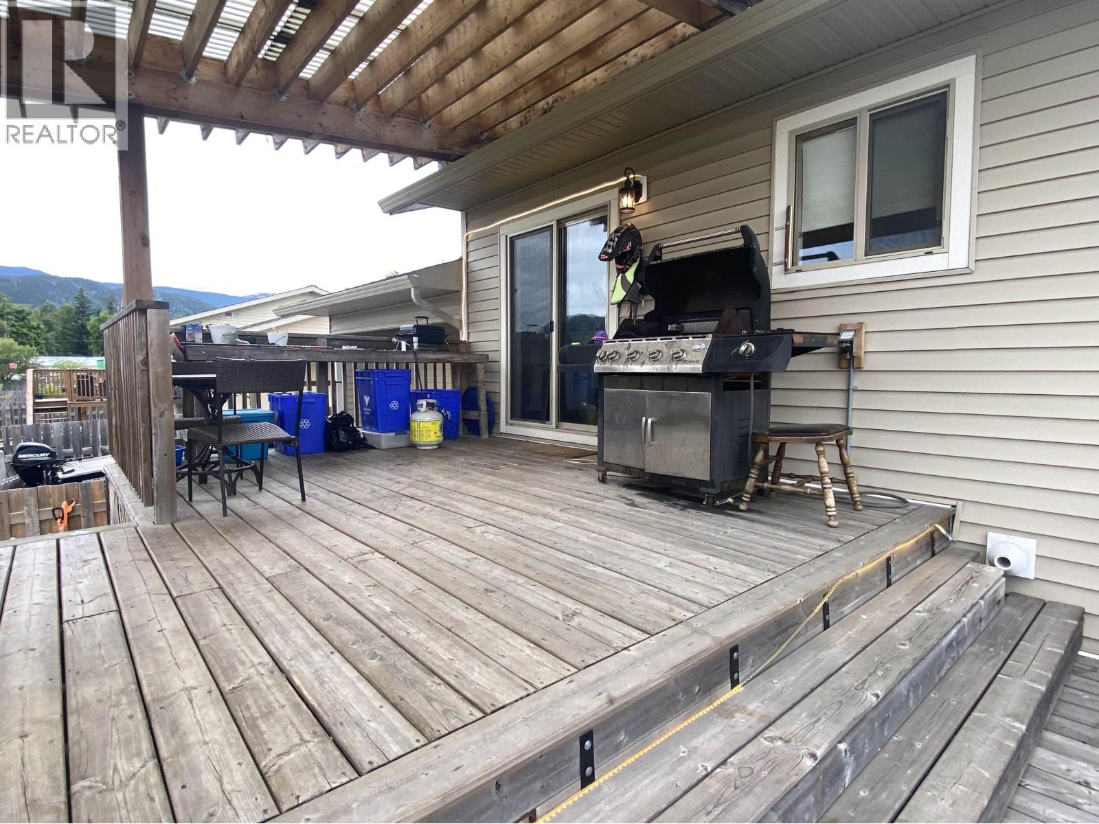 3775 DOBBIE Street, Terrace