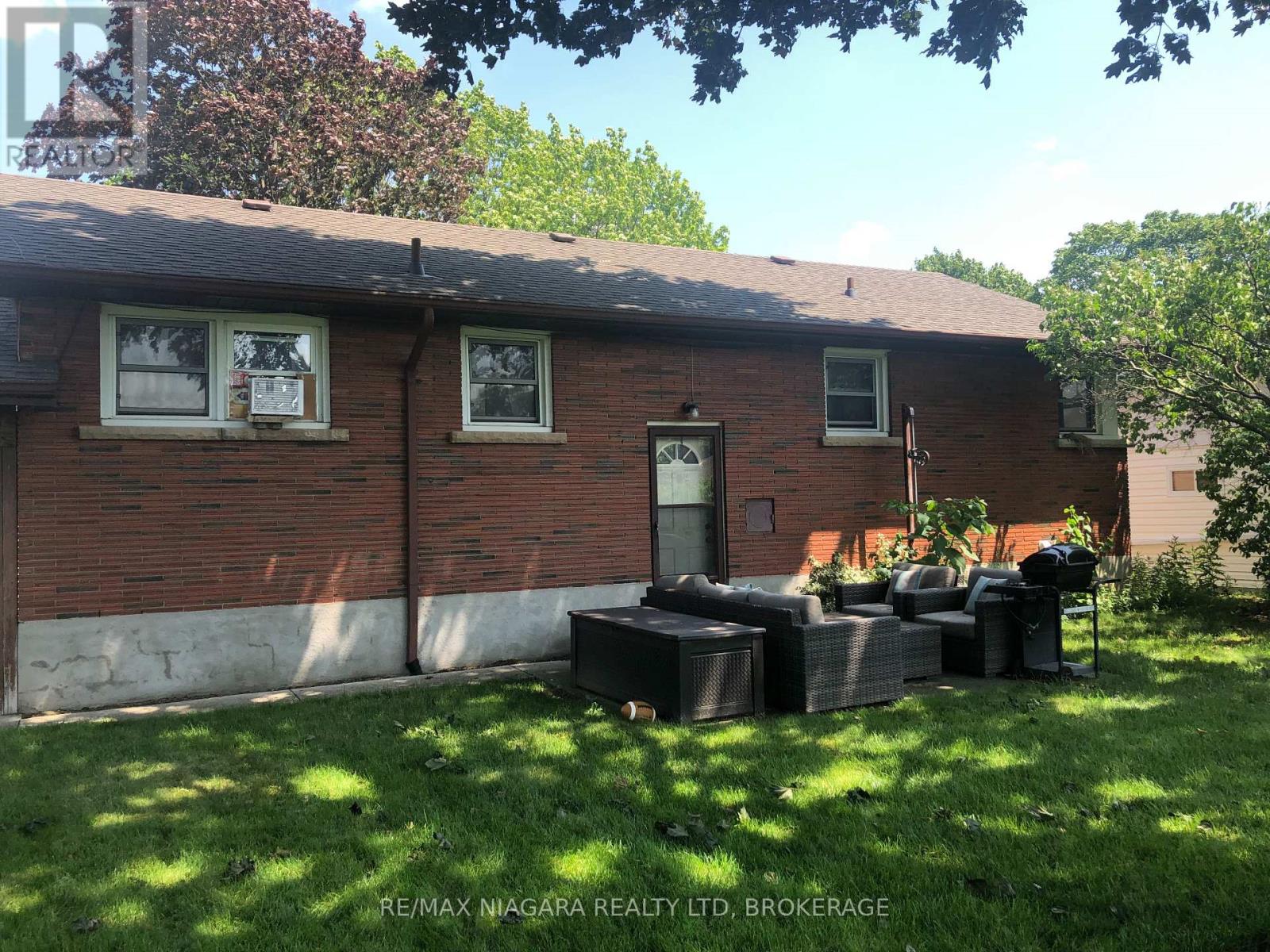 97 SHAKESPEARE AVENUE - 6