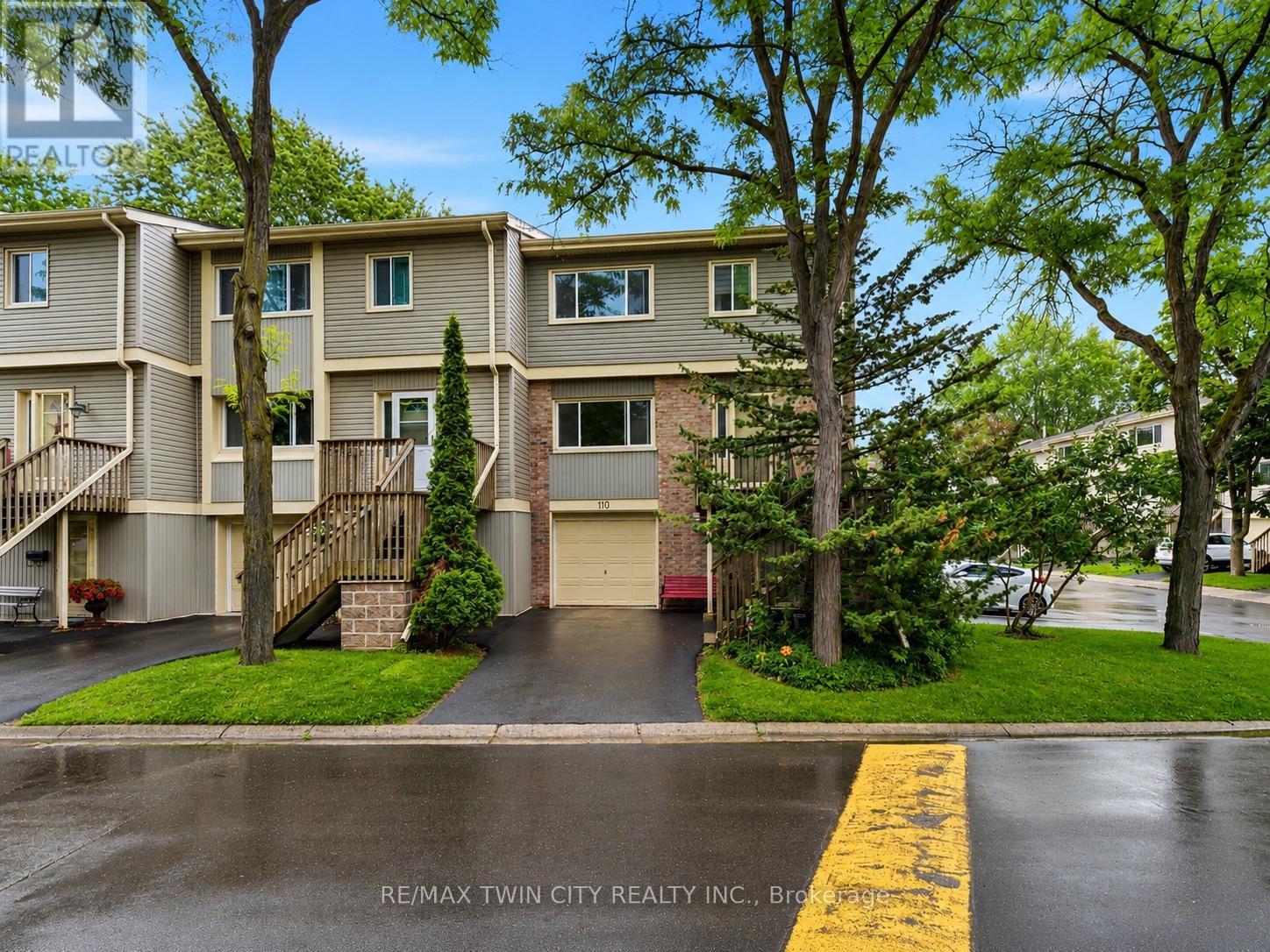 #110 30 GREEN VALLEY DRIVE - 23
