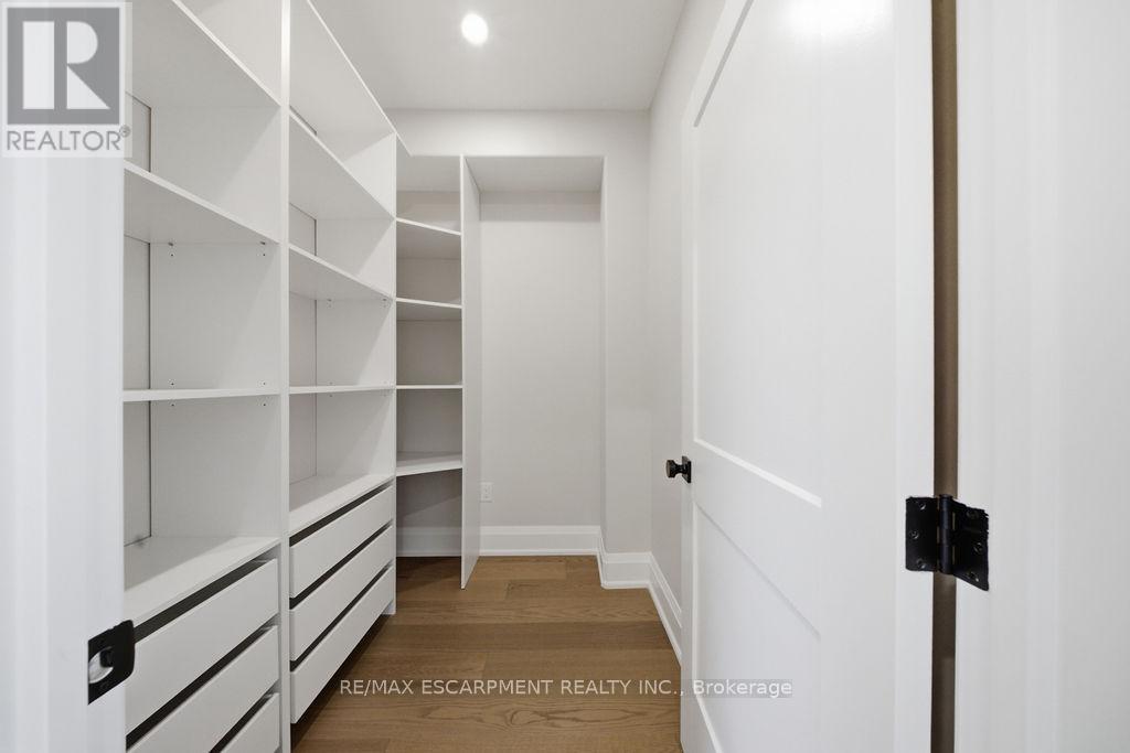 62 JEREMY STREET - 15