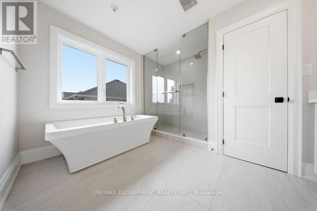 62 JEREMY STREET - 39