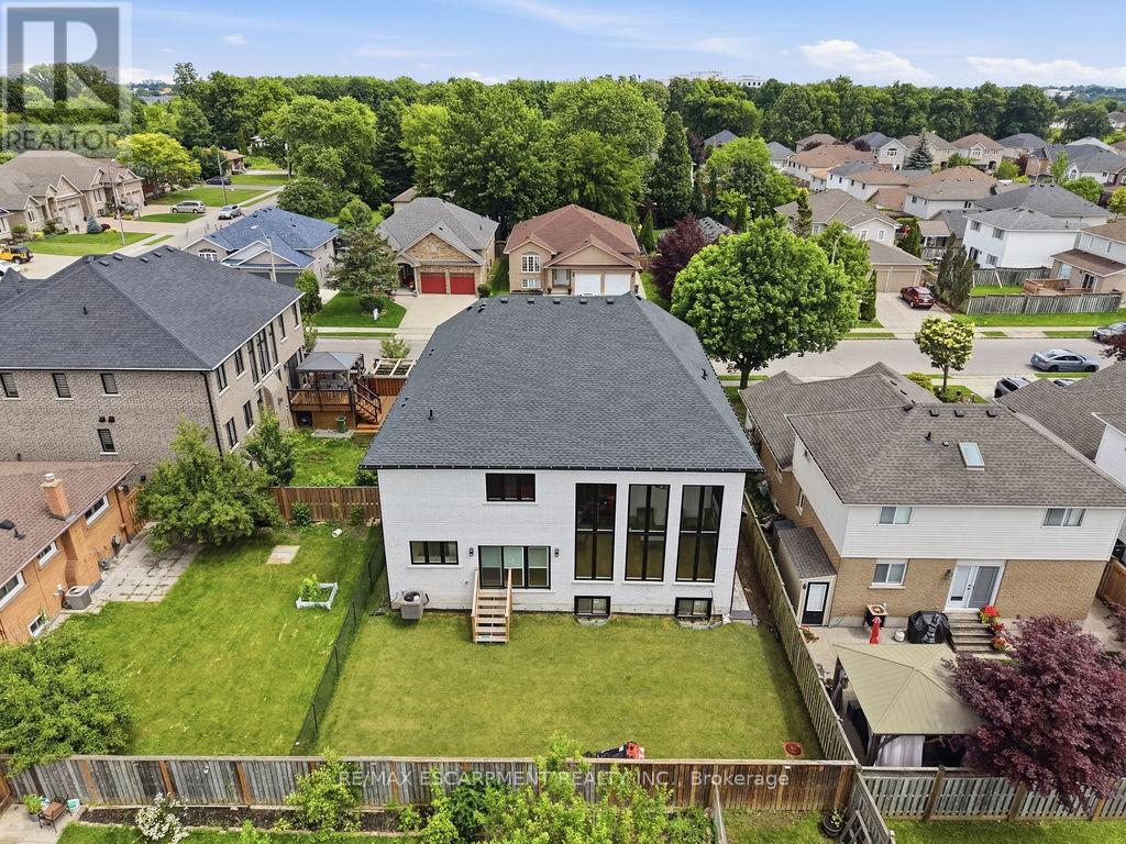 62 JEREMY STREET - 43