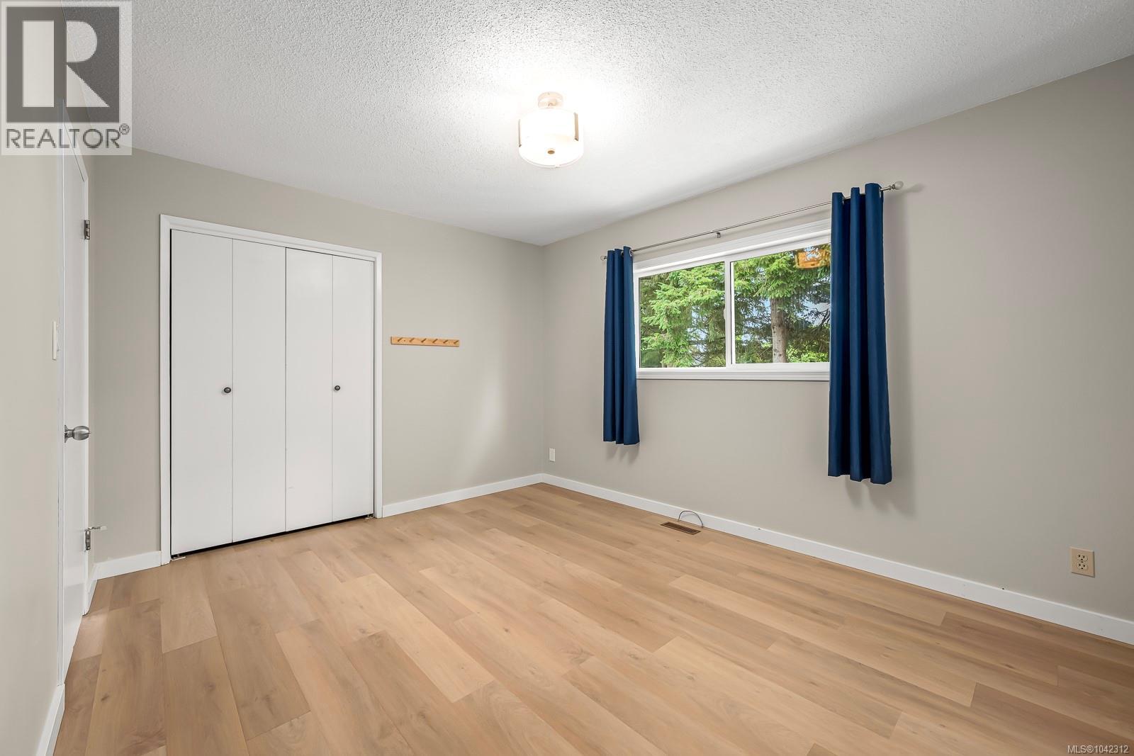 2025 Hemlock Pl, Courtenay