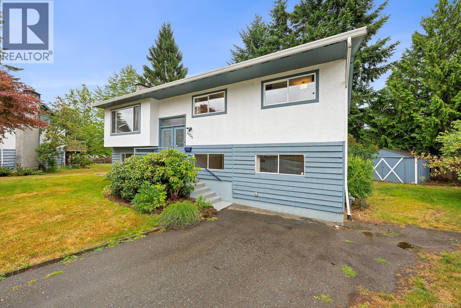 2025 Hemlock Pl, Courtenay