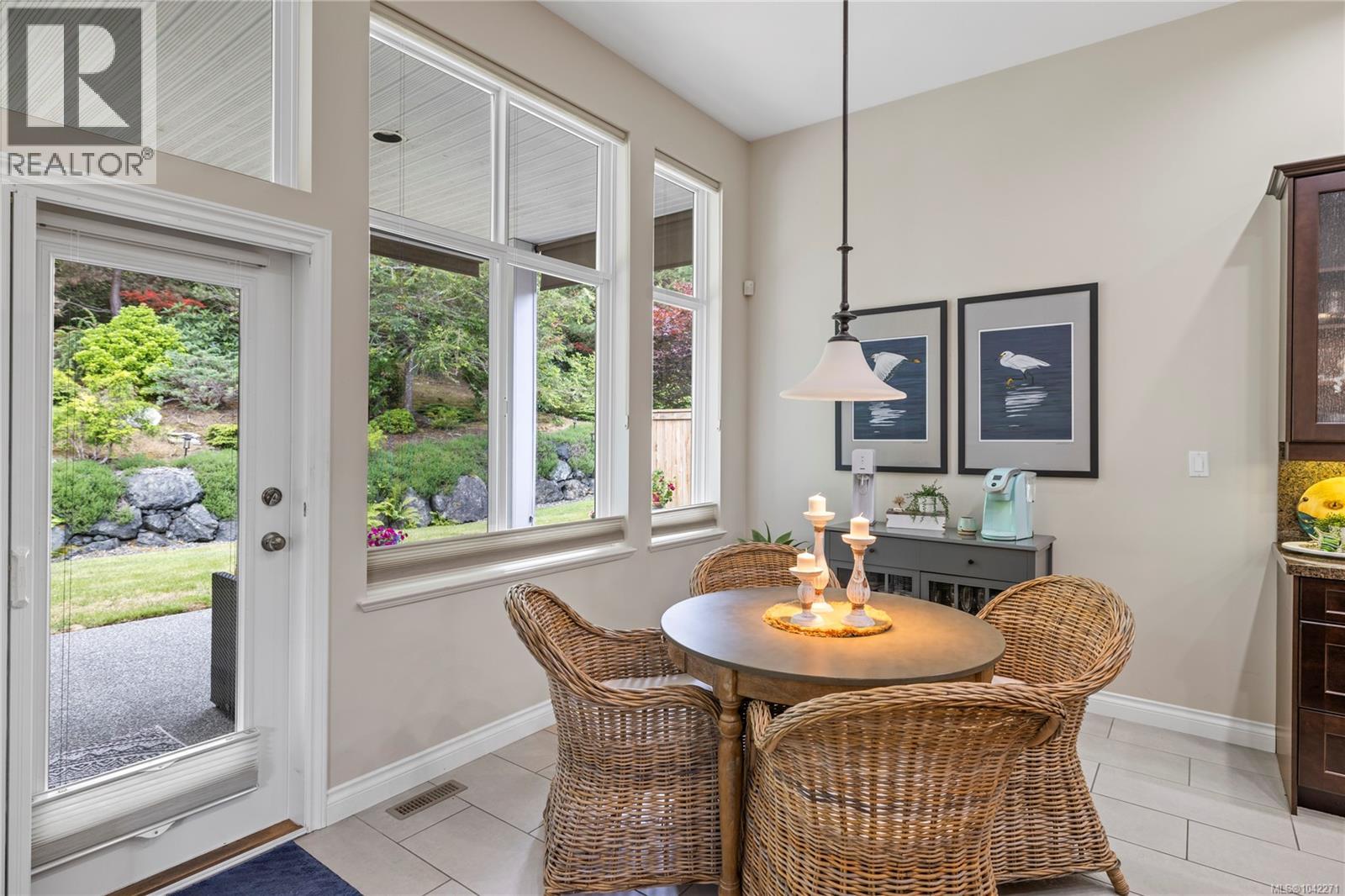 1392 Cape Cod Dr, Parksville