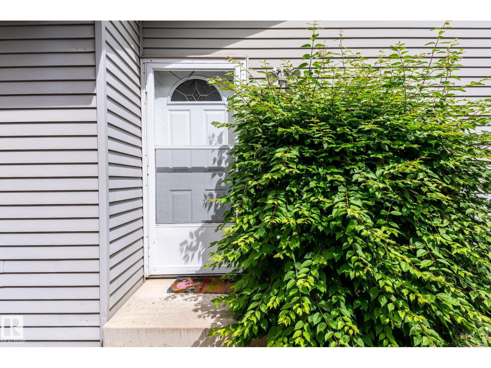 45 Wimbleton CR — photo 9