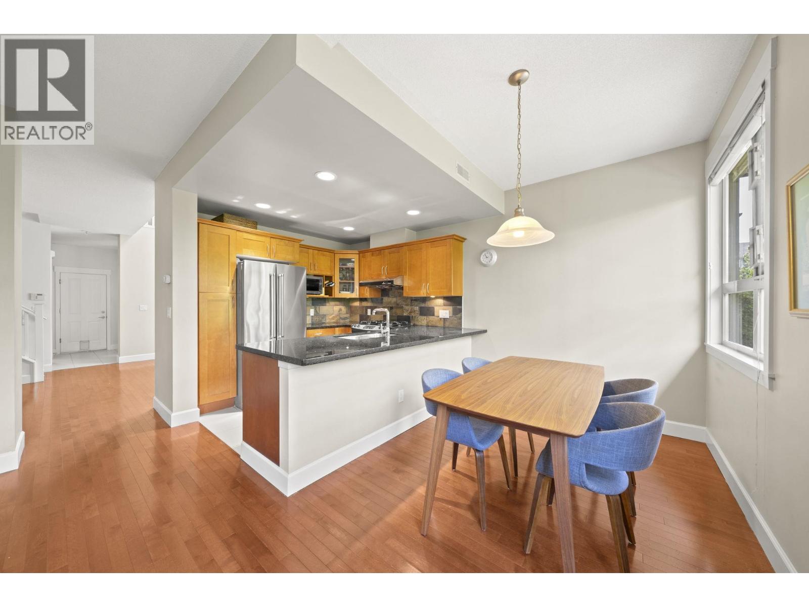 17 6300 BIRCH STREET, Richmond