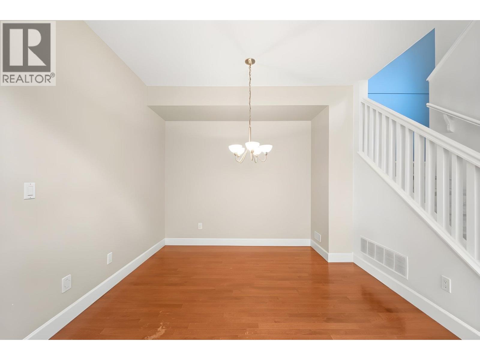 17 6300 BIRCH STREET, Richmond