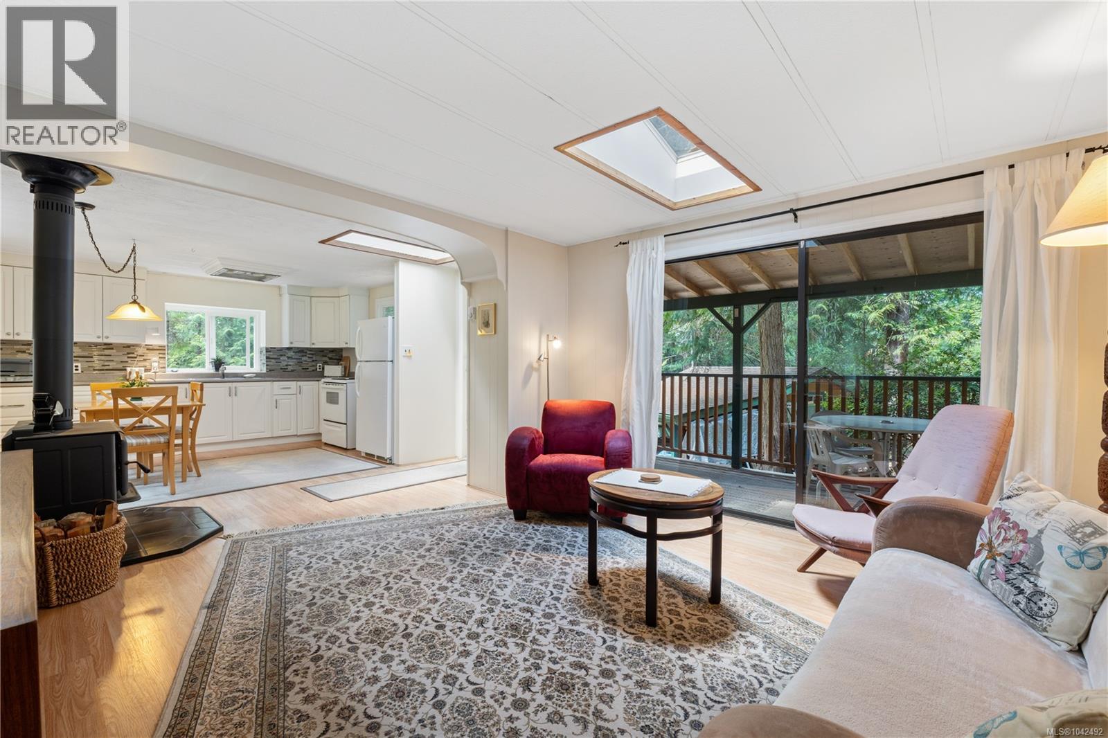 1132 Pat Burns Ave - 4