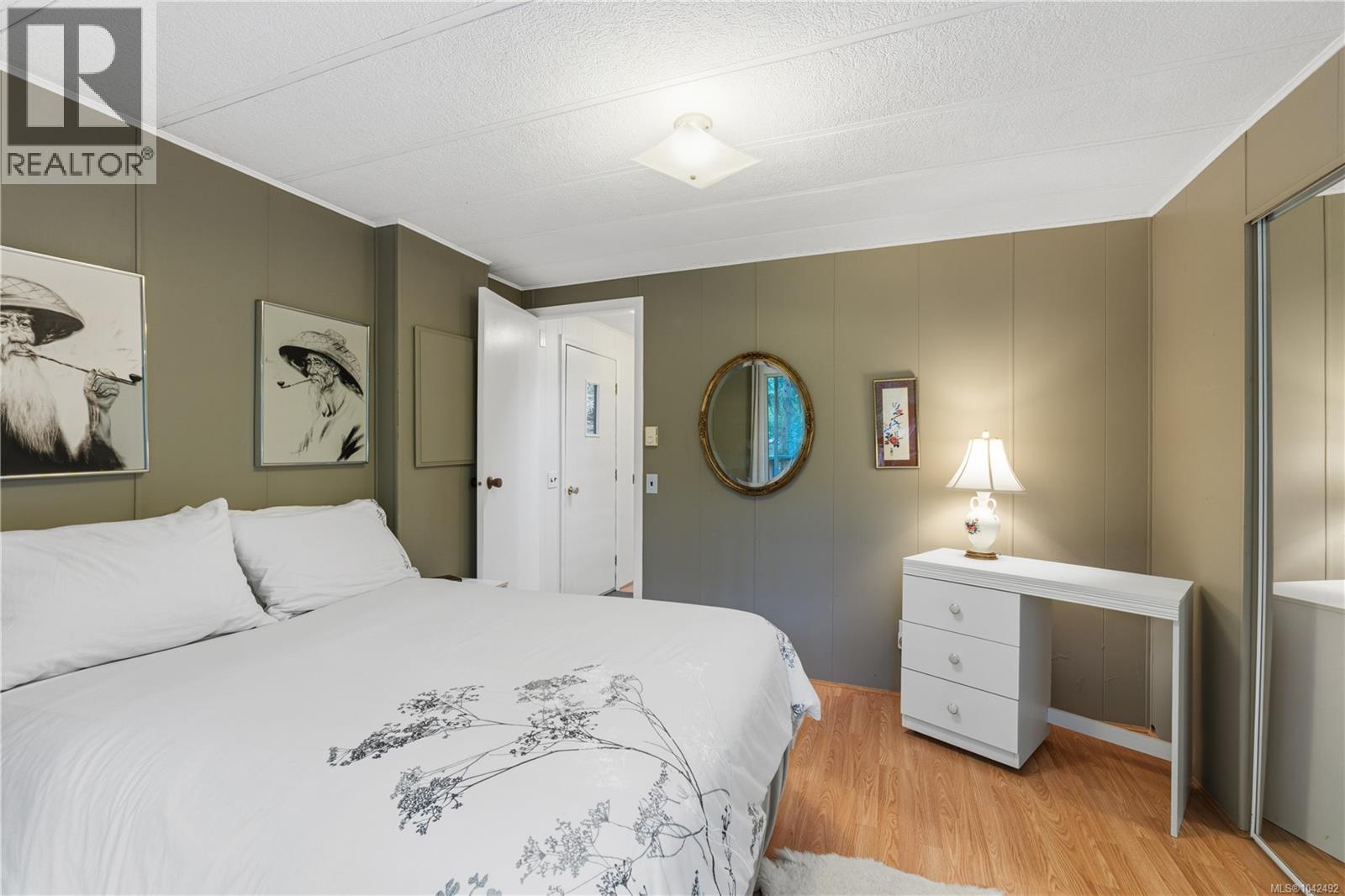 1132 Pat Burns Ave - Image 15