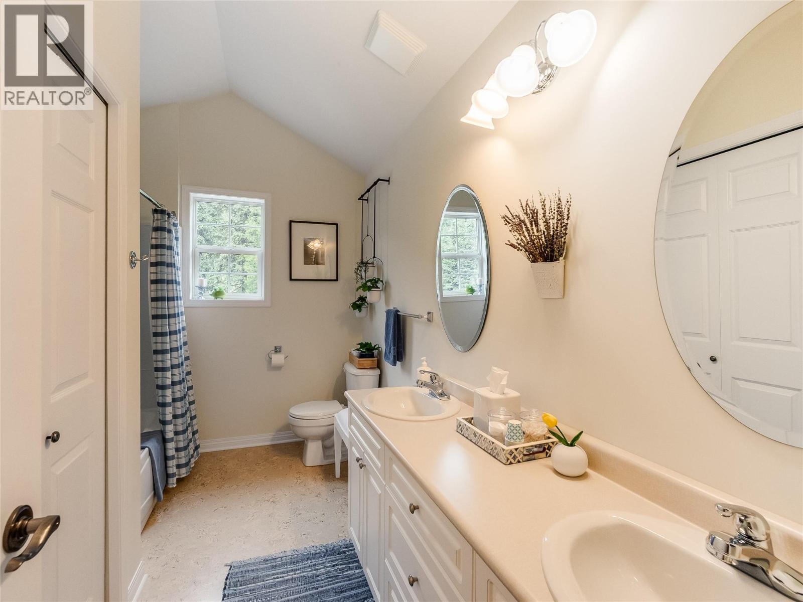 3275 Broadwater Road - 37