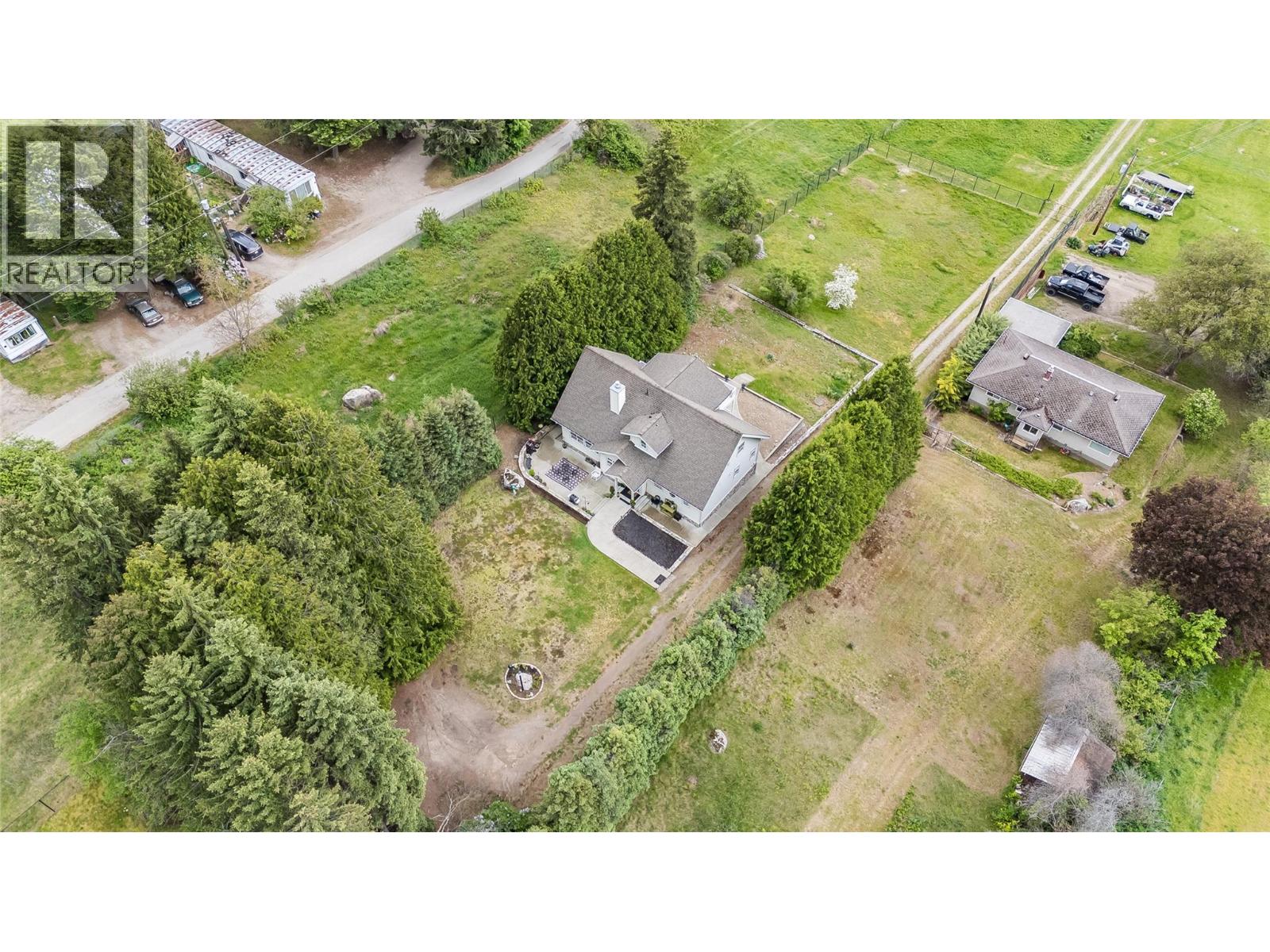 3275 Broadwater Road - 66