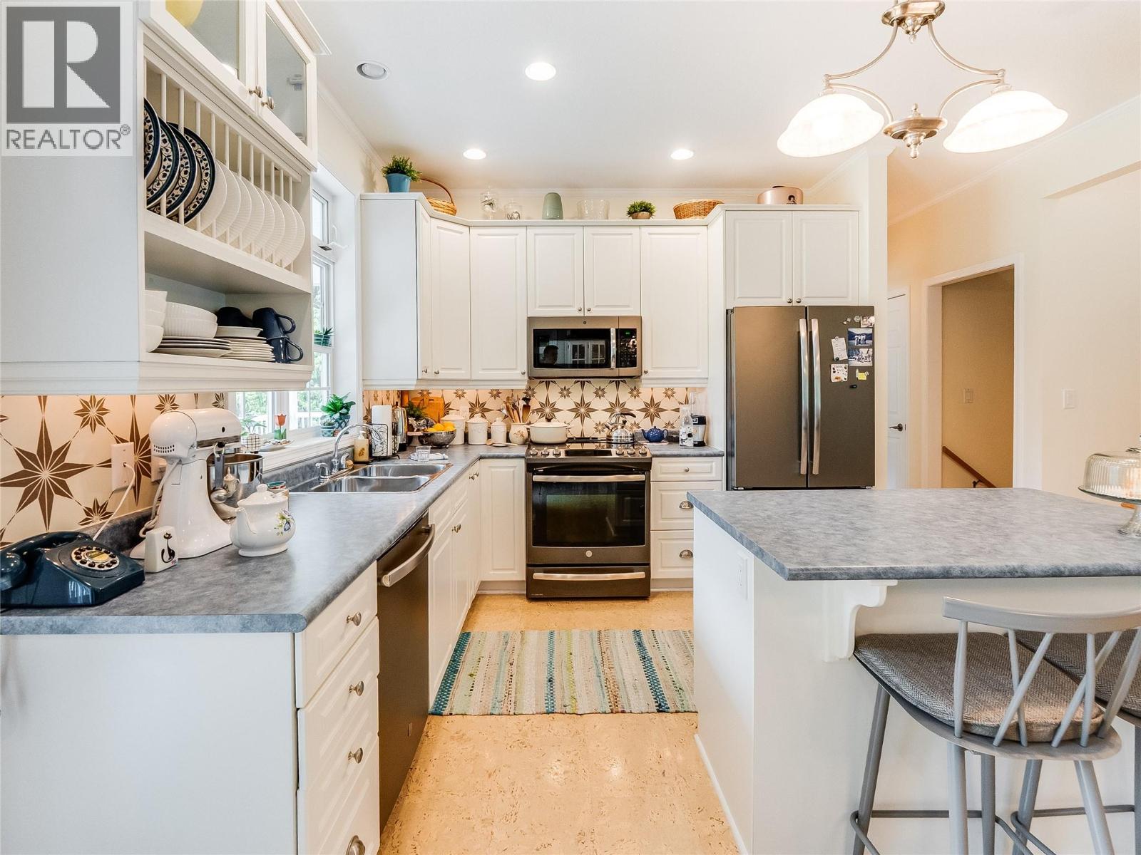 3275 Broadwater Road - 20