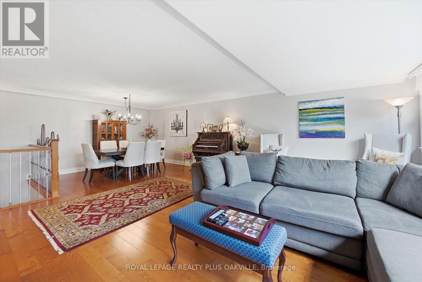 #14 530 FALGARWOOD DRIVE - Image 8