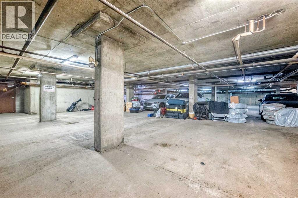 #101 2218 30 Street SW - 32