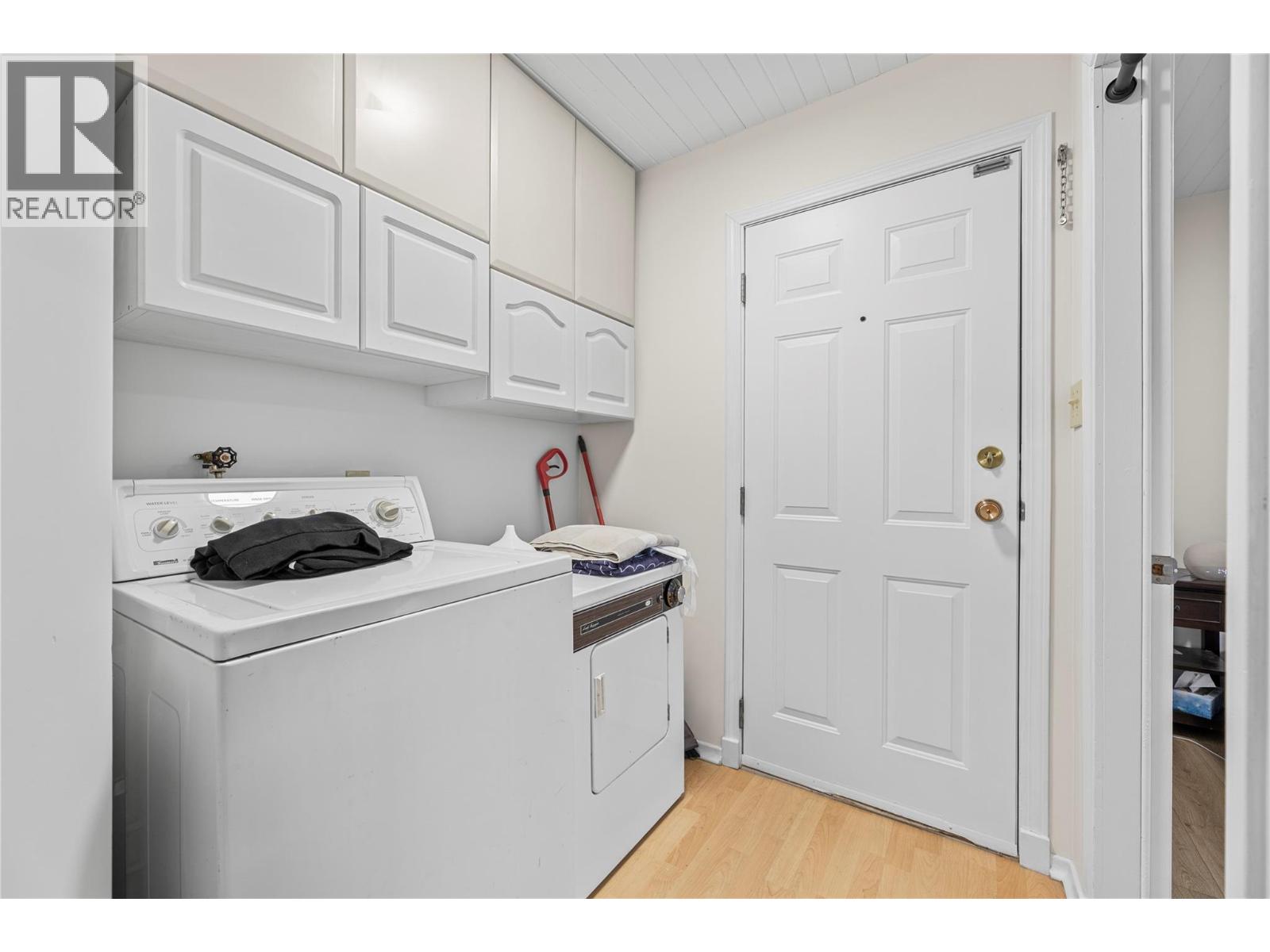 3135 Edes Road - 47