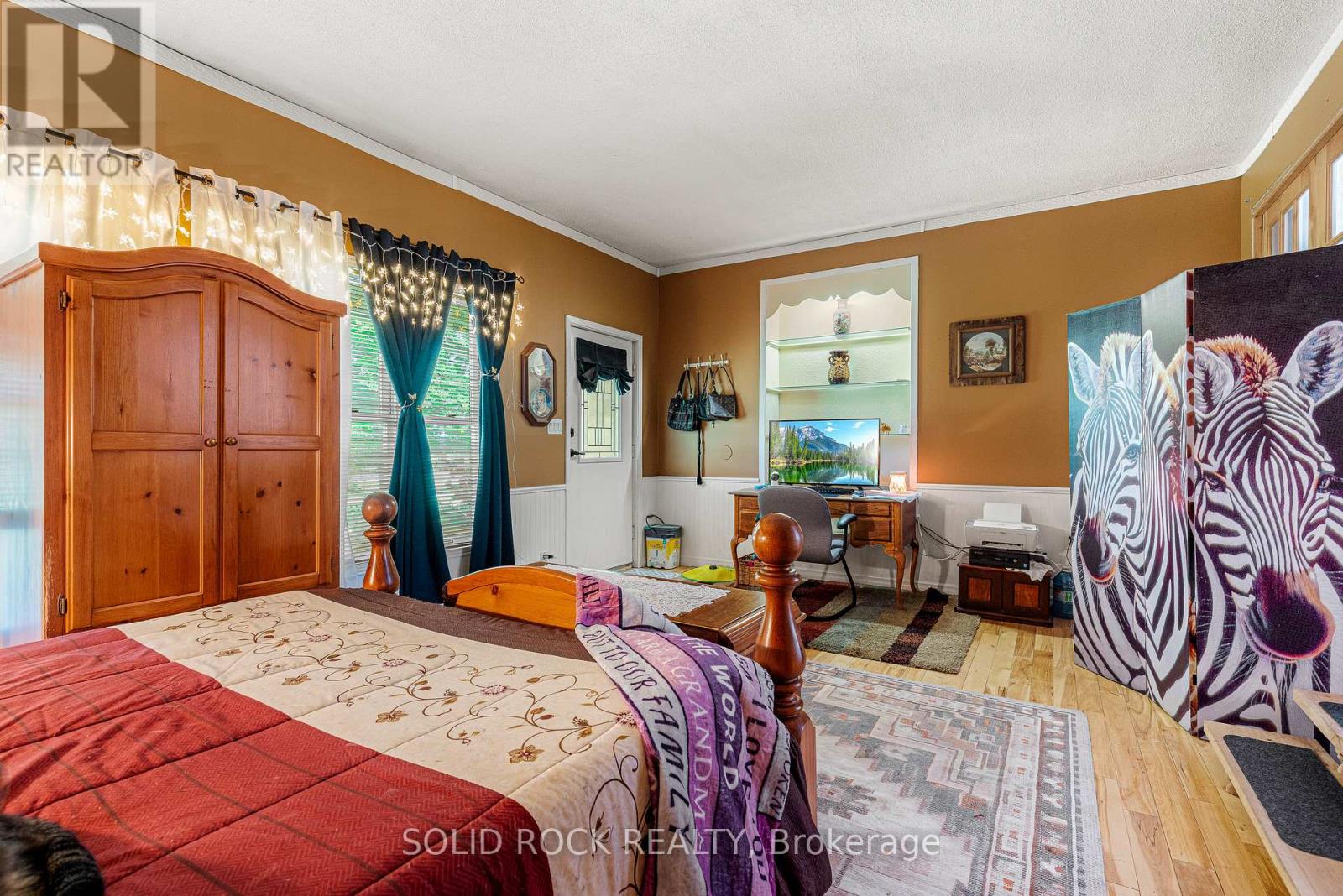 10106 DIXIE ROAD E - 22