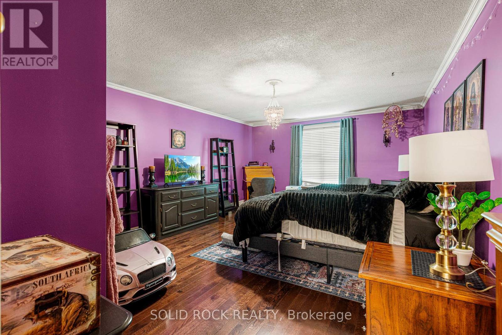 10106 DIXIE ROAD E - 27