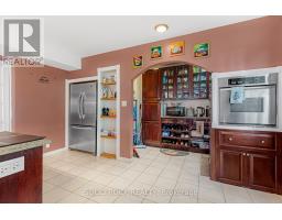 Kitchen - 10106 Dixie Road E, Elizabethtown Kitley, ON K0E1A0 Photo 17
