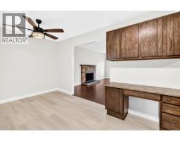 20800 Camwood Avenue, Maple Ridge, BC V2X2P1 Photo 15