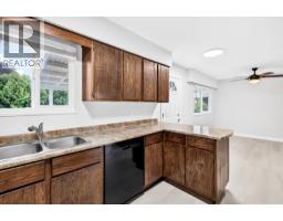 20800 Camwood Avenue, Maple Ridge, BC V2X2P1 Photo 16