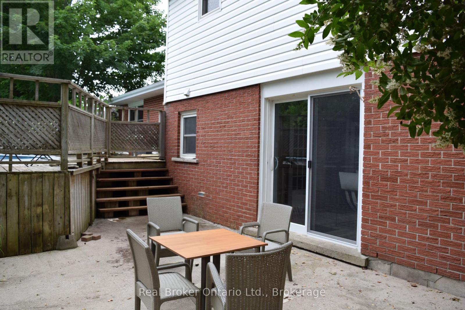 617 LOUIS STREET - 40