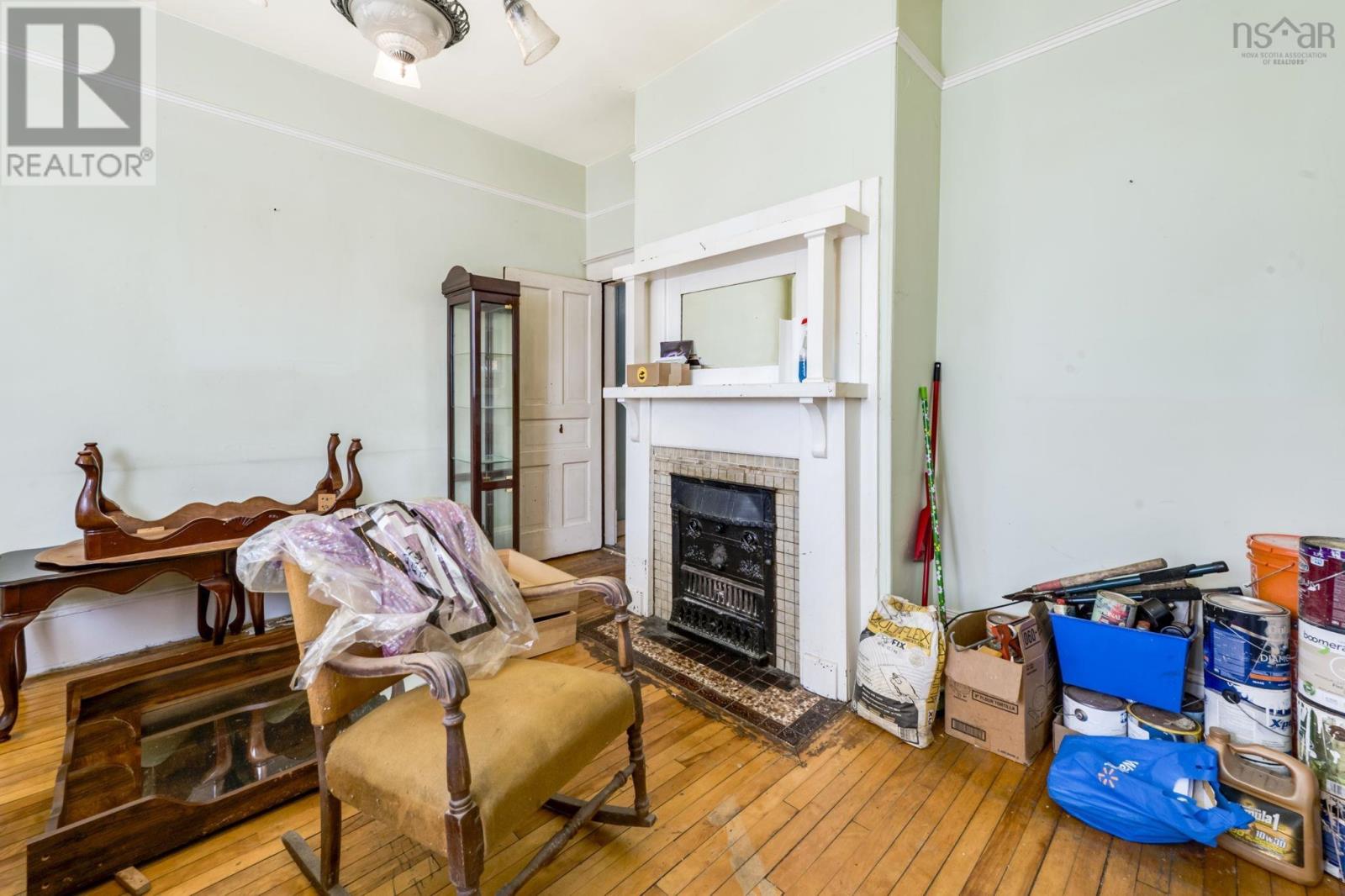 2627/2629 Fuller Terrace - 25