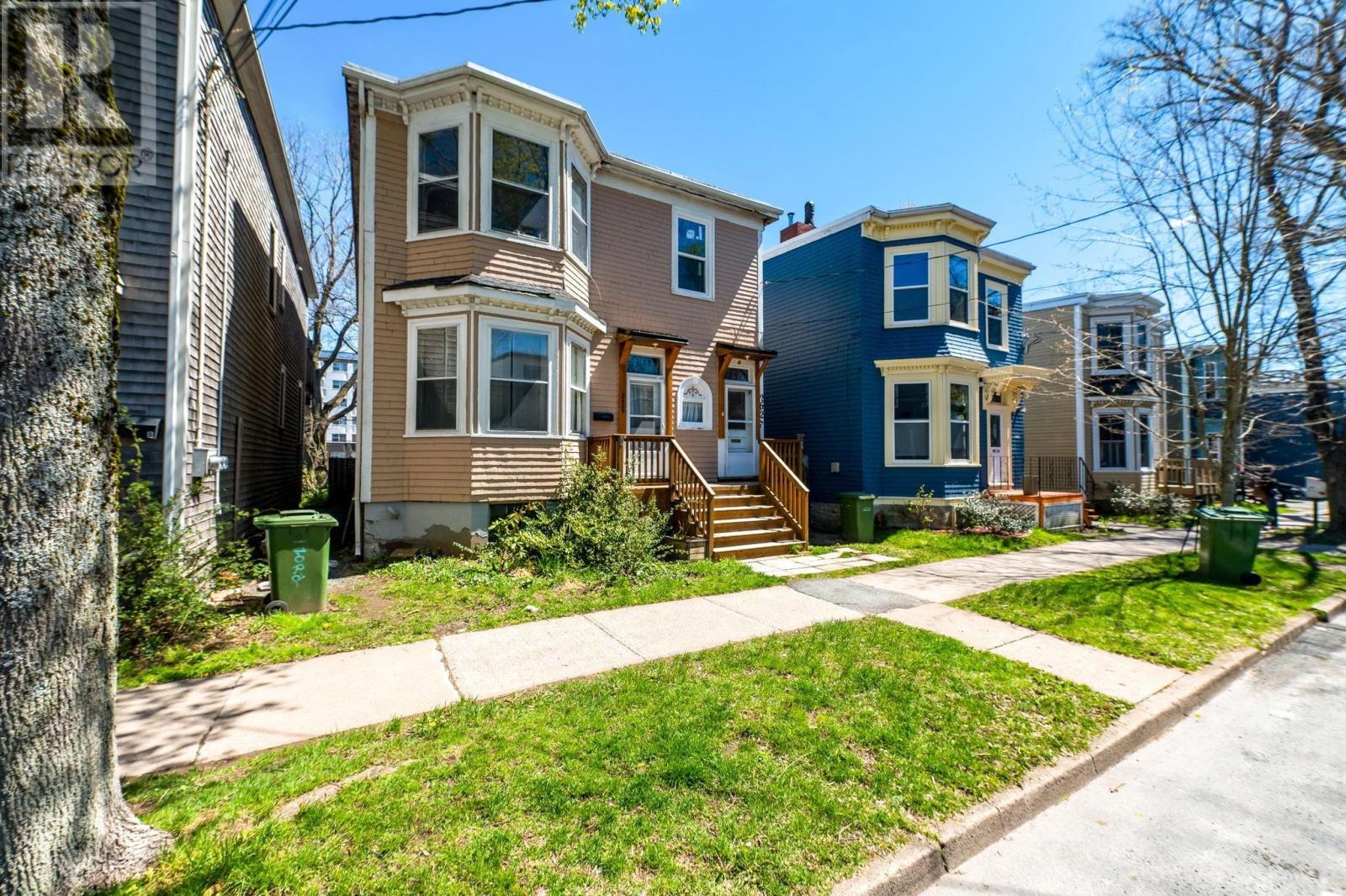 2627/2629 Fuller Terrace - 2