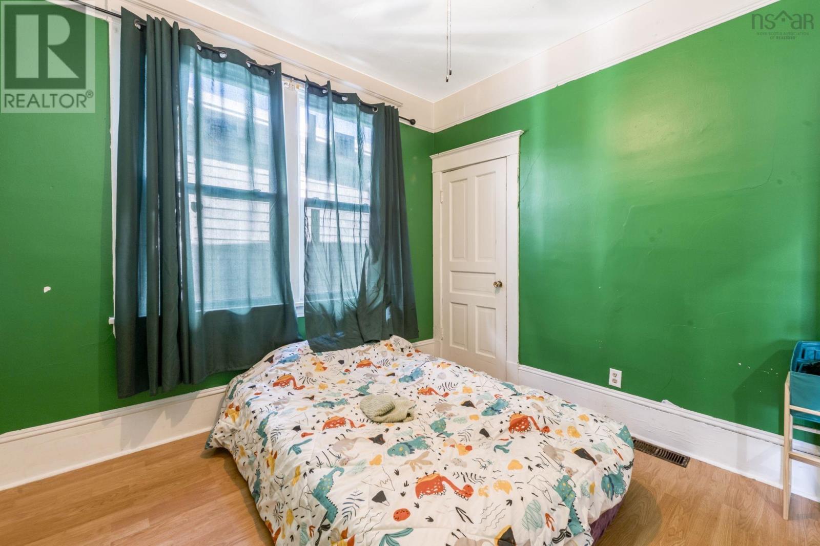 2627/2629 Fuller Terrace - 11