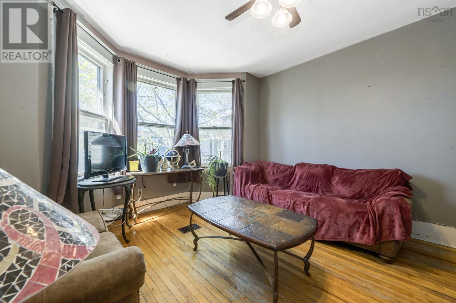 2627/2629 Fuller Terrace - 4