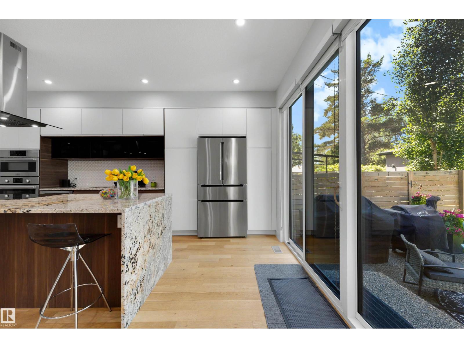 7814 142 ST NW - 17
