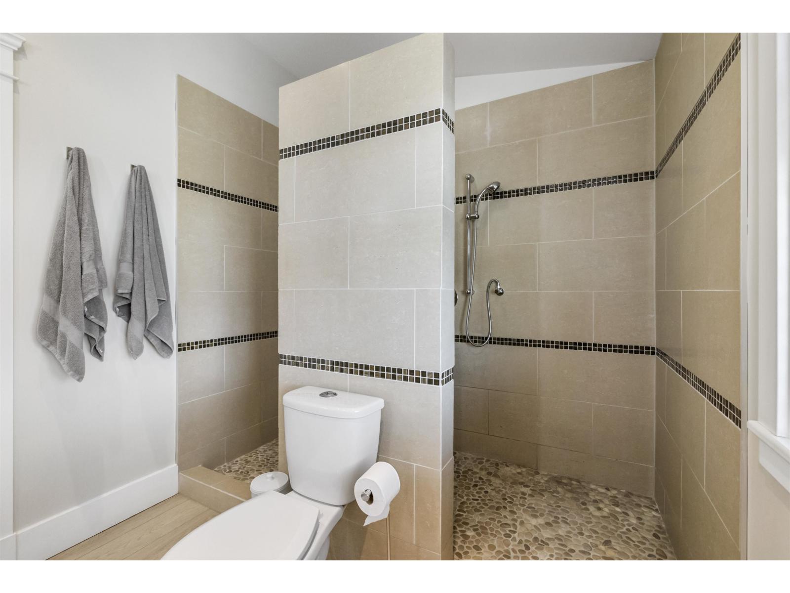 22285 64 AVENUE, Langley