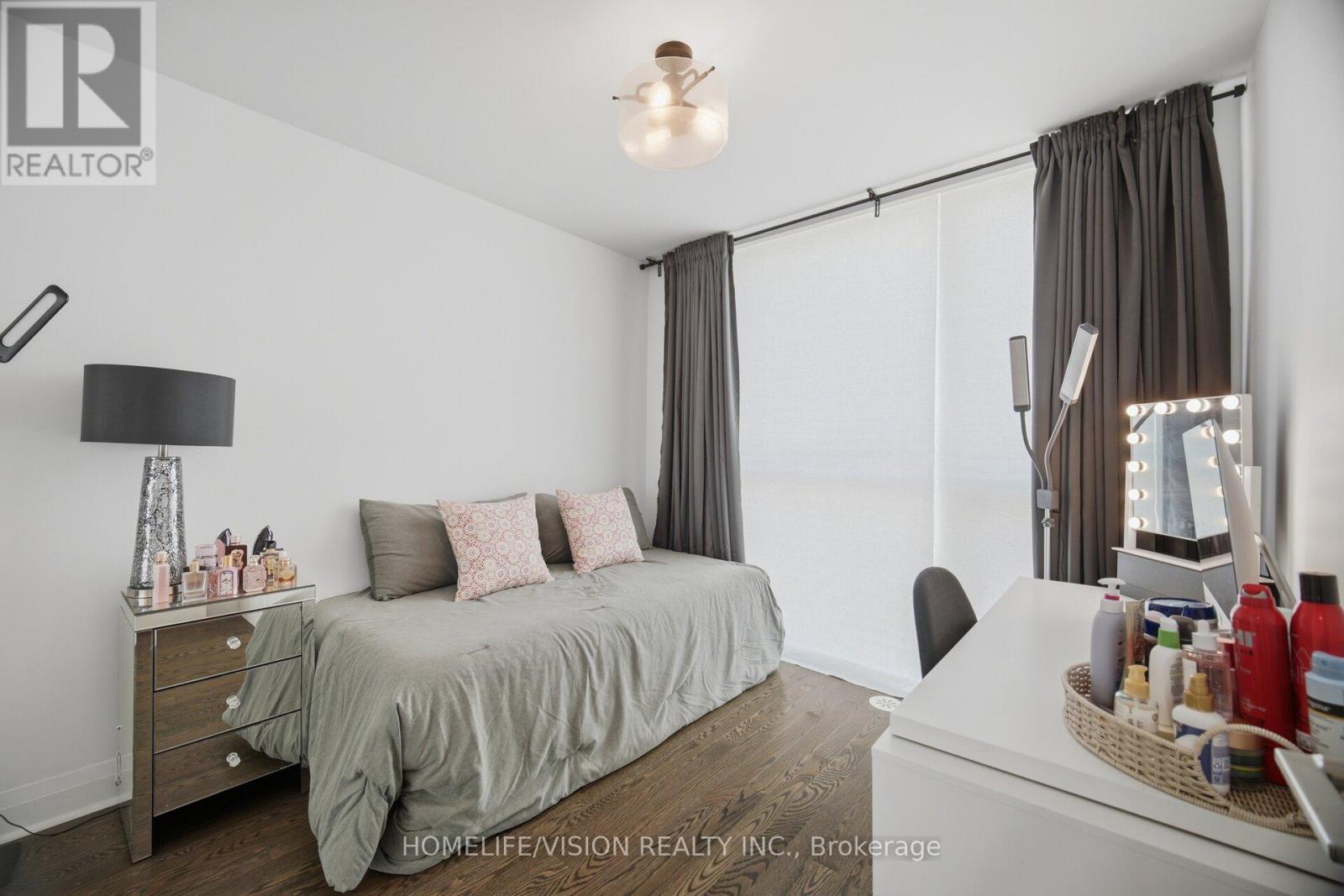 #2 150 LITTLE CREEK ROAD - 33