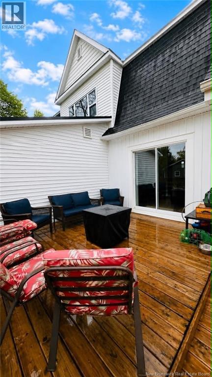20 Maple Street - 6