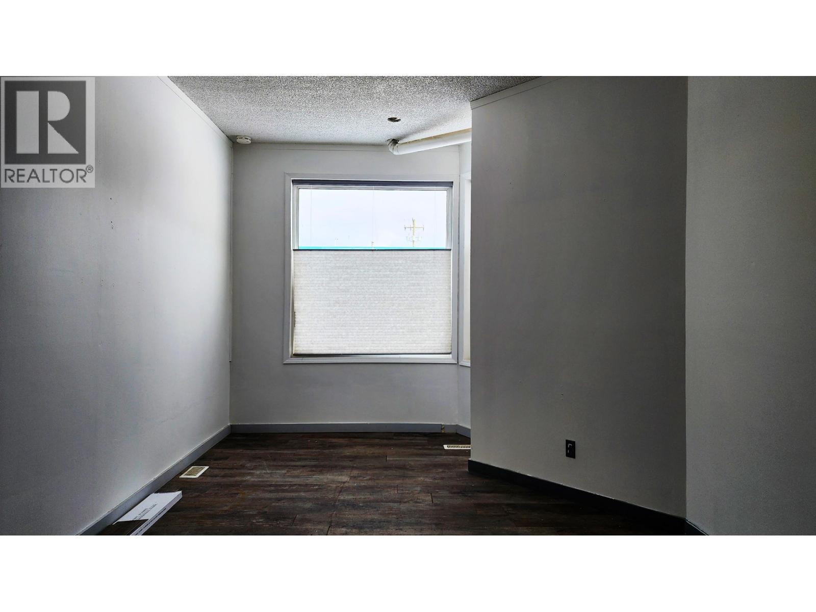 825 2ND AVENUE - 7