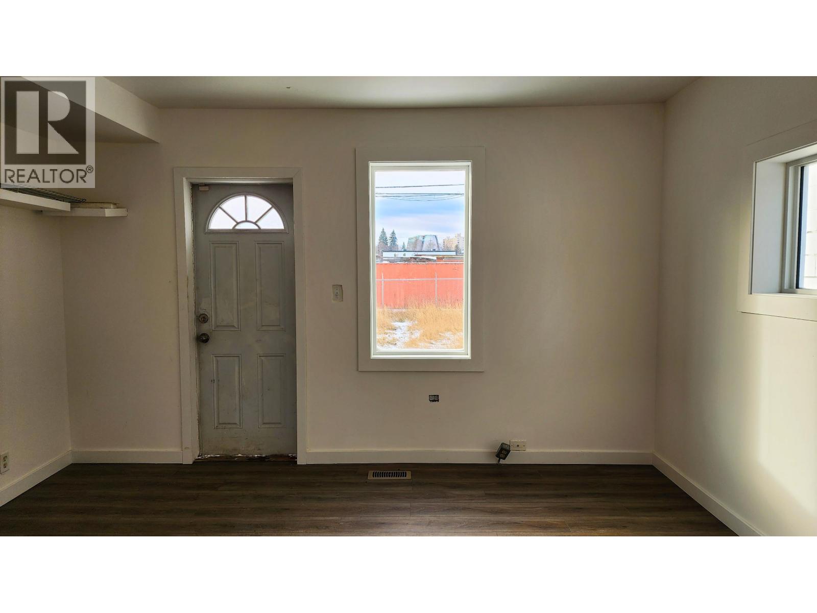 825 2ND AVENUE - 8