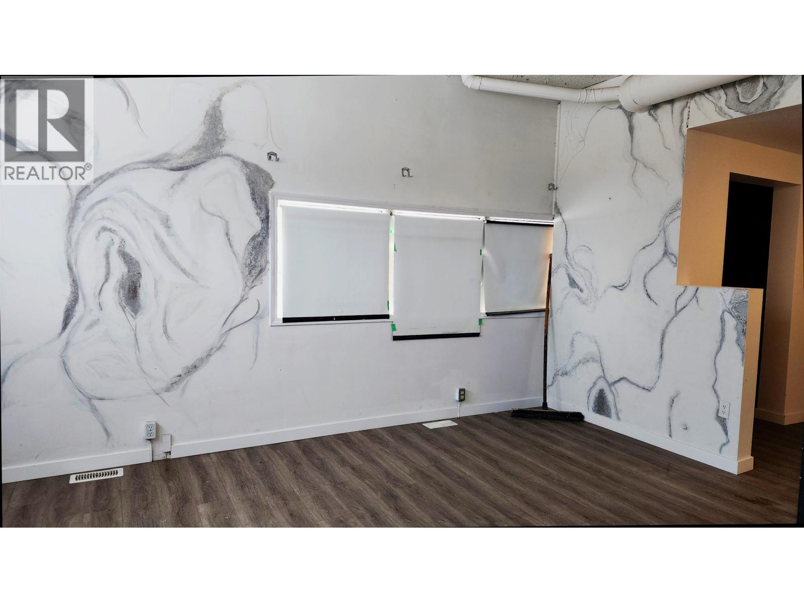 825 2ND AVENUE - 6