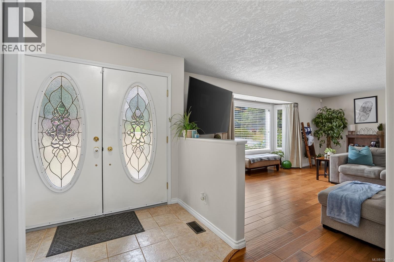 4269 Wellington Ave - 1