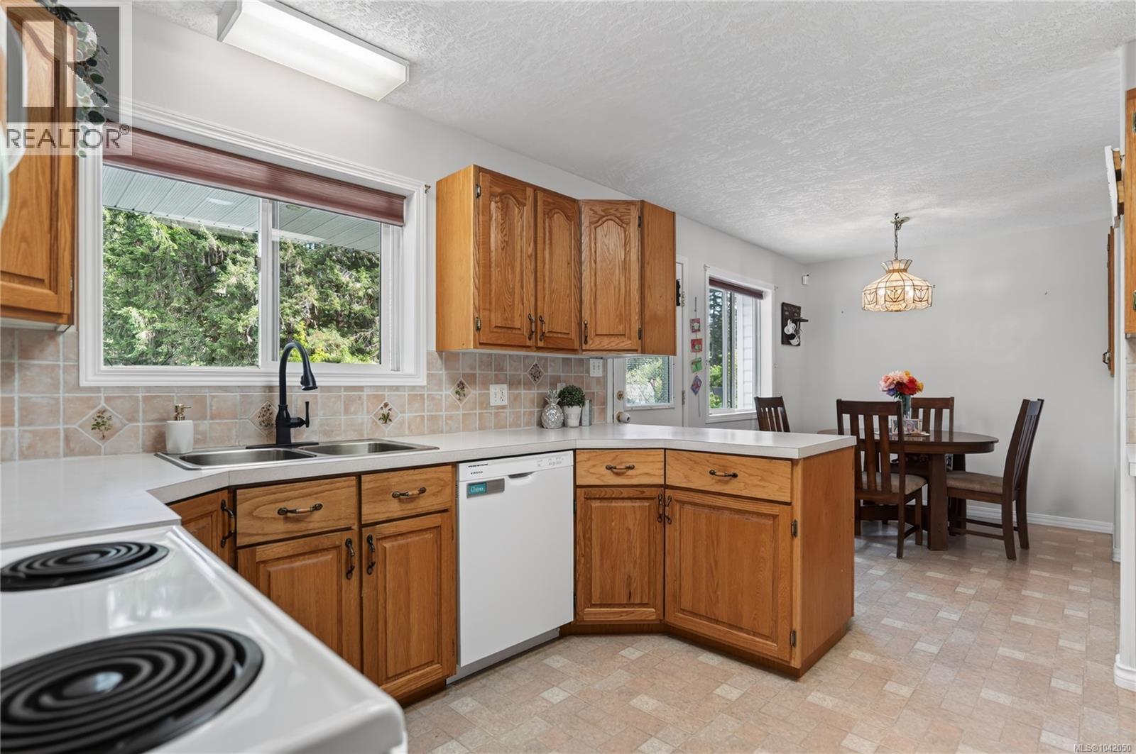4269 Wellington Ave - 7
